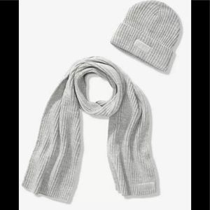 VICTORIA'S SECRET PINK SCARF BEANIE GRAY